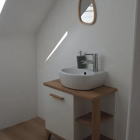 Ferienhaeuser & Hartenstein *