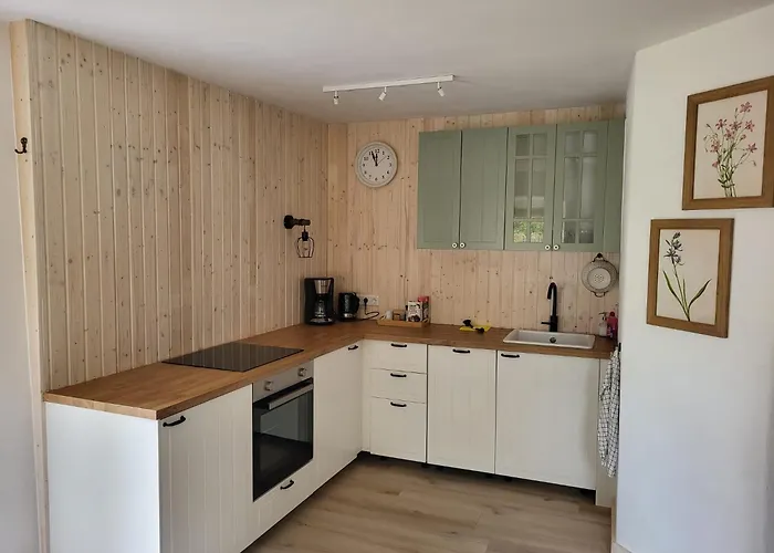 Ferienhaeuser & Hartenstein *